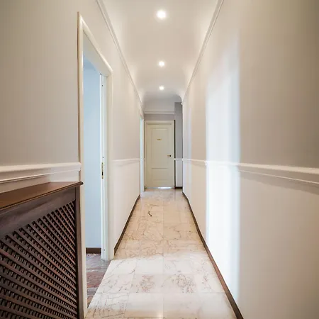 Seaside Caracciolo ナポリ