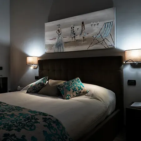 ゲストハウス Seaside Caracciolo