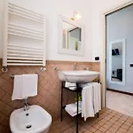 Guest house Seaside Caracciolo 4*