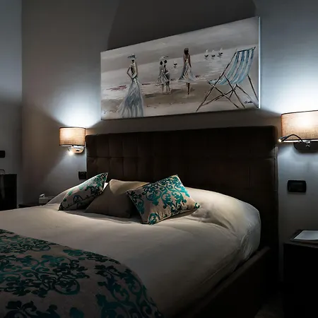 Seaside Caracciolo Гостевой дом 4*