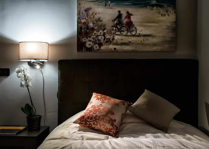 بيت ضيافة Seaside Caracciolo 4*