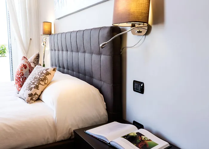 بيت ضيافة Seaside Caracciolo نابولي