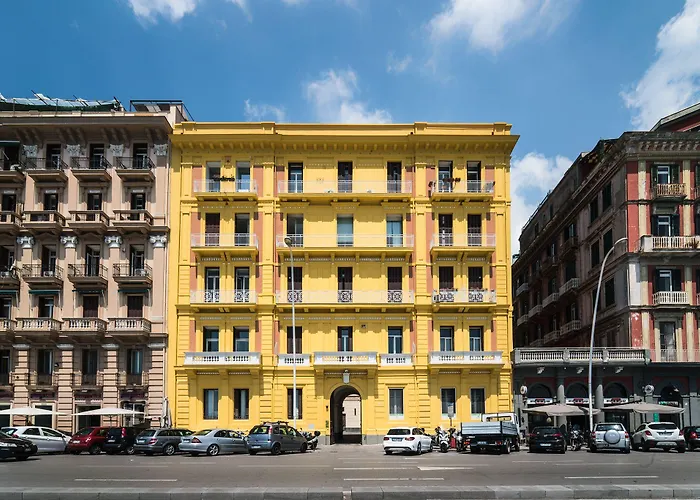 Seaside Caracciolo بيت ضيافة 4*